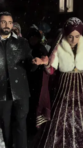 KAR VE KIŞ DÜĞÜNÜ 