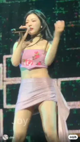 This fancam is everything and her live vocals IS PERFECT #ningning #닝닝 #ningtok #aespa 