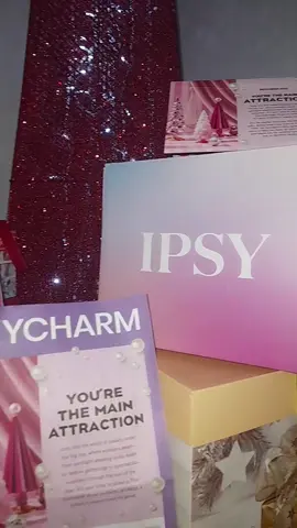Happy Holidays with my last @IPSY boxes of the year Marry Xmas🌲🎀🌲🥂🎁 . #ipsygifted #iosygiftedme #ipsypartner #ipsyglambag #ipsyunboxing #ipsydecember2023 