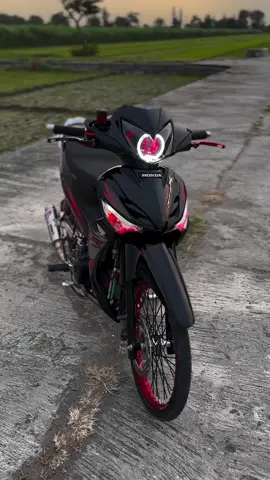 KPH Malaystyle 🔥🔥🔥 type HR-1 fostep std ✅ owner @fatichulanjay  info pemesanan wa 086794715279 #henzracingexhaust  #henzracing  #originalhenzracingexhaust  #kphgank🚀  #kphganksoloraya🚀  #kphjogjastyle  #kphgank  #kph  #fyp  #suprax125  #suprax125indonesia  #suprax125_modifikasi 