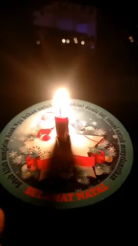 Sukacita dalam kesederhanaan malam Natal.. #christmas #natal #lilinnatal #malamnatal #malamnatal2023🎄😇 #tiktok #fyp 