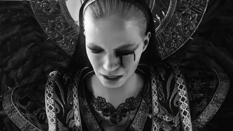 losing power ac/ gorkiae scp/ @vidarorcus #mothermiranda #mothermirandaedit #residentevilvillage #re8 #revillage 