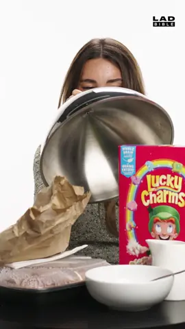 English breakfast vs Lucky Charms 🥊 Which will Madison Beer pick? 🇬🇧🇺🇸 #madisonbeer #madisonbeervideos #britishfood #fullenglish #americanfood #luckycharms #snackwars #ladbible