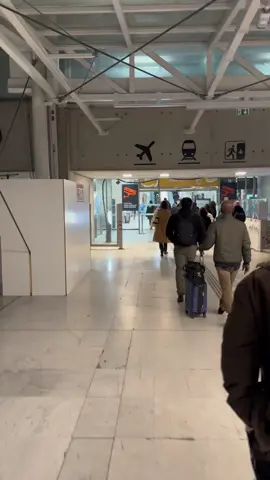 Final Call #parisairport #traveler #foruyou 