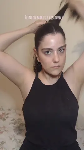 Peinadito rápido y fresco para ir a desayunar con amigas hoy ✨ #queesnic @queesnic  #haircare #peinado #peinadosrecogidos #grwm #hairtok #NavidadEnTikTok #parati #fyp 