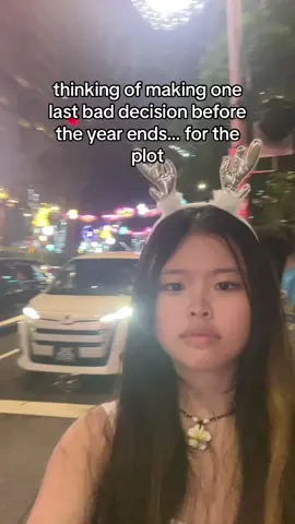 hello everyone Christmas eve selfie at orchard road  #tiktoksg #fypsg #singapore 