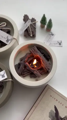 Winter Collection مجموعة الشتاء❄️ Firewood Candle 🪵🔥 #شموع #هدايا #fyp #handmade #candles #winter 