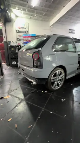 Ligando depois me meses #vwgol #gol #golg4 #suspensaoaar #cinzamoonstone #carrorebaixado #escapamentoesportivo 