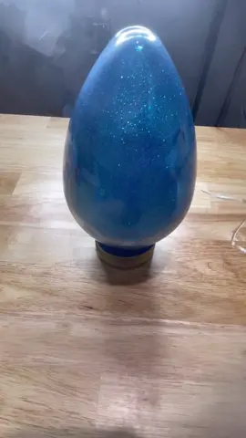 Giant light up glitter bulb all made in under 10 minutes! And with stuff i already had at home! Thats the bonus to being a crafter we have so much random stuff sitting around! #christmas #lastminutediy #DIY #christmasdiy #glitterornaments #glitterbulb #polycrylic #easydiy #inexpensivecrafts #targetfinds 