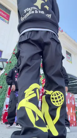Merry Christmas 🥷🏾 #Xmas2023 #hucadance #huca #vtvcab #dance #sturdy #drill 
