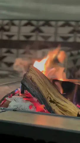 هب نسناس الهوى واشعلت ناري.. #فايز_الدوسري #هب_نسناس_الهوى #الشتاء #اغاني_الشتاء #شبة_نار #شبة_نار_وحطب #شبة_ضو #شيلات #فهد_بن_فصلا #غريب_ال_مخلص #نادر_الشراري #عبدالله_ال_فروان #اكسبلور #اكسبلورexplore #اكسبلور؟ #fyp #foryou #fypシ #fypシ゚viral #foryoupage #football #viral #viralvideo #capcut 