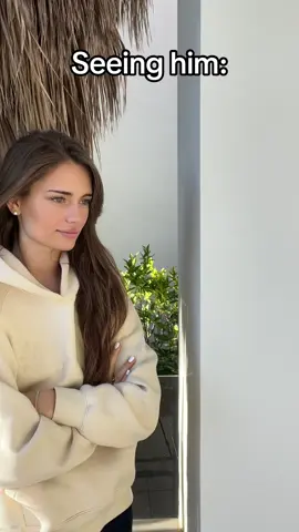 👀
