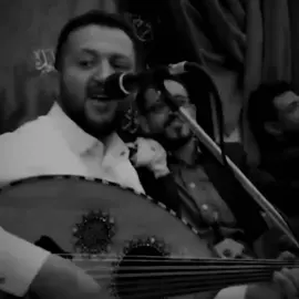 #حمودالسمه #ياشاكي الهم  ‏انا شابع هموم.. ‏معي من الهم .. ‏مايكفي سنه 💔