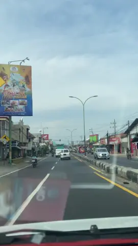 Ada cerita di setiap perjalanan.pada akhirnya hadiah terindah dari waktu adalah kenangan