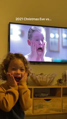 Home Alone is our tradition #fyp #christmas #christmaseve #homealone 