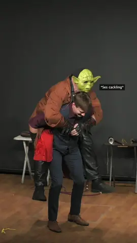 Good thing I never skip leg day! 😅😅😅 Day 3 of my 10 best videos of the year  #starwars #yoda #seagullsstopitnow #blr 