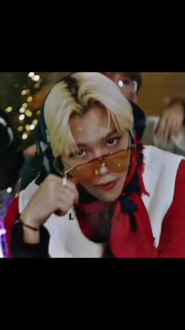 ¡Feliz Navidad! 🎁​✨​❤️​❄️​🎄​🎉​ - Christmas EveL 2.0 - Stray Kids Edit  Ya con este son 2 años celebrando la navidad con ustedes :) ¡Felices fiestas! #straykids #straykidsedit #christmasevel #edit #kpop 