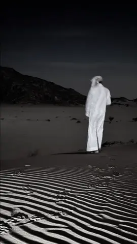 سج القدم والله عليه التوافيق. #اكسبلورر #عمار_بن_ناصر #قصيد #شعر #شعراء_الاكسبلور #متذوق_للشعر #tiktok #fyp 