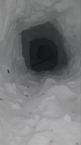 10 meter long snow tunnel😱 #scary #snow #claustrophobia #tunnelvision #julafton #sweden #foryou 