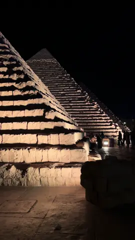 خذو الاهرامات وخذو كل حاقه 😂 #الاهرامات #نهر_النيل #موسم_الرياض #بوليفارد_وورلد #اهرامات #fyp #اكسبلور #مالي_خلق_احط_هاشتاقات🧢 #الشعب_الصيني_ماله_حل😂😂 