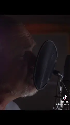 To everyone traveling home, or only able to be there in your heart ❤️ Merry Christmas