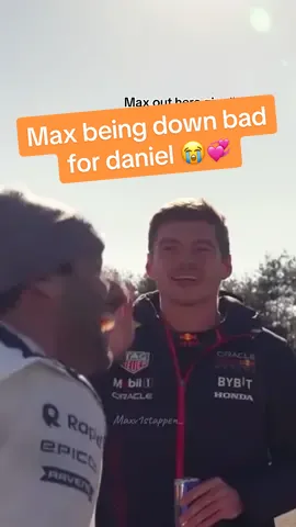 The excessive laughing and the hair tuck 🤭💞 hes so real for this  #maxverstappen #danielricciardo #f1 #formula1 #maxiel 