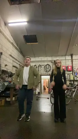 Christmas with my little niece #christmas #dance #danceschalange #christmas2023 #fyp #foryoupage #shutupanddance @Nynetje💗😍 