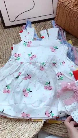 dress bayi dengan topi#dress #dressbayi #dressbaby#bajuanakperempuan #bajubayiperempuan  #dressbayiperempuan #dressanak #dressanaklucu #dresssettopi #rekomendasitiktokshop 