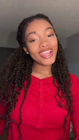 Christmas Eve Vibes #fyp #christmascountdown #christmas #viraltiktok #womensbasketball #athlete #fypシ゚viral #iconic #makeup 