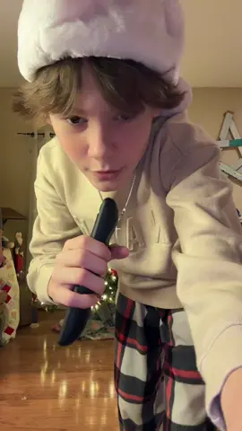 Moms debut!!! She had to for Christmas Hahahah, Happy holidays errrbody 💗🎄 #fyp #viral #blowthisup #zyxcba #maddoxbatson #mariahcarey #alliwantforchristmas #christmas #christmaseve 