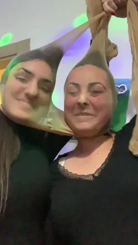 #amigas #barcelona #risas #navidad #medias #challengue 