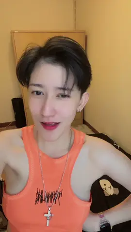 เงินทองเป็นของนอกกาย❤️‍🔥 #ฟีดดดシfypシ🦋🖤🥕 #สาวผมสั้น #สาวหล่อเท่ 