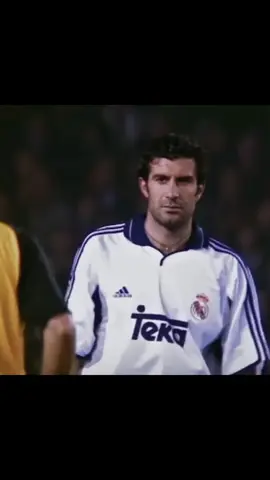 Reencontro de Figo ao Camp Nou #barcelona #realmadrid #luisfigo #football #futebol 