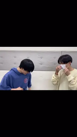 「[アンビチャージ]マスクの下笑ってない選手権」 #AmBitious#真弓孟之#井上一太