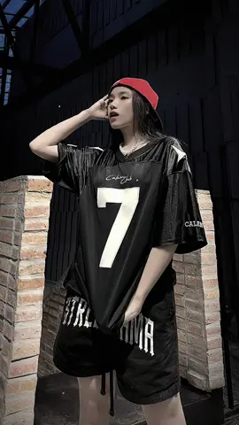 #thoitrangnu #OOTD #phongcach #phoidochat #phoidongau #style #foryou #xh 