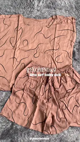 Kalian yg gak cepet co nyesel dah ni baju best seller bgt cepetan co sekarang keburu kehabisan🥹🙏🏻 #celanapendek #onesetbabydoll 