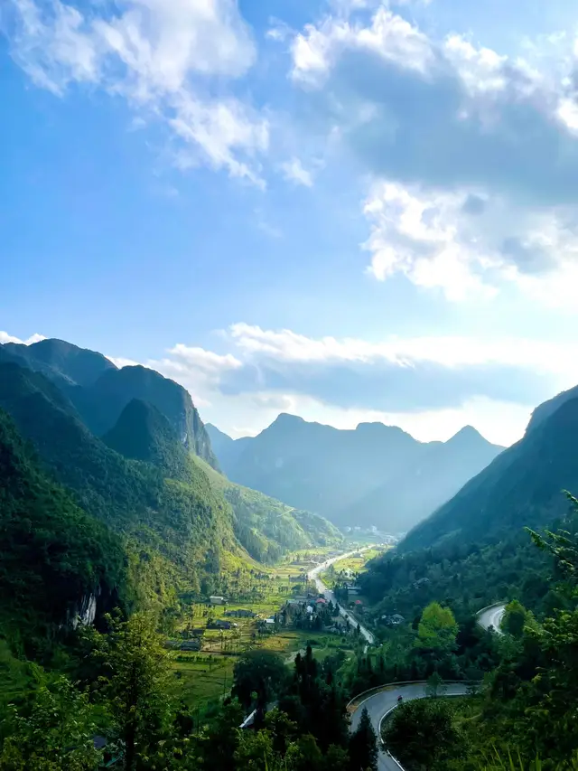 Lụm được mấy bức ảnh Hà Giang trên mạng đẹp quá nên đăng tiktok cho mọi người xem🤷‍♂️🤷‍♂️#hagiang #hellovietnam #hagiangoi 