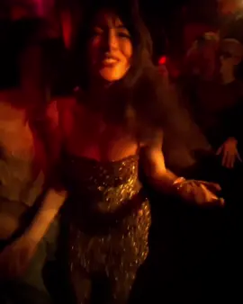 Idc this will be me on new years 🤭 | #annehathaway #annehathawayedit #edits #paulsonssfilms #olderwomen #middleagedactresses 