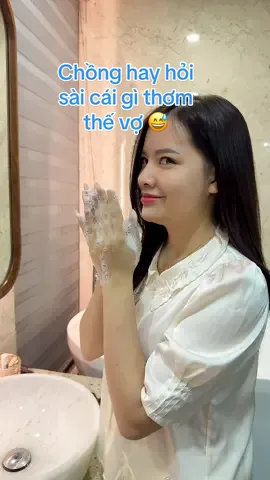 Chai dung dịch vệ sinh mà tui sài 4 năm nay không muốn đổi loại khác. Hơn 100k mà 200ml giá siêu tiết kiệm.  tui còn dùng tắm gội đầu cho con lun á mấy bà tiện ghê #thehigh #ddvsbo #Xmas2023 