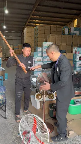 sao phải làm #contenbẩn , #quạtmạđồng #tâncổđiển lại còn được tặng bao nhiêu thứ cơ mà   @VUA$QUẠT 