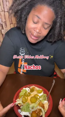 #soulvibbes #whatmakesyoursoulvibbe #sheetpannachos #mukbang #asmr #locsoftiktok 