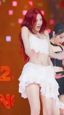 yuna fancam #yuna #fancam #fancams #kpop #fyp #trending #seu1g #viral 