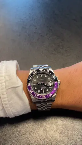 Incredible Modded Rolex GMT 💜🖤 #watches #seikomod #joker #gmt #purple #black #rolex #luxury 