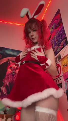 Merry Christmas ♠️ • 20 | sc faebearx