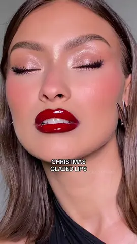 Christmas lips on @Alina Morozova 🥰 #christmaslips #redlips #redlipstutorial #redlipstick #glazedlips #darkcherrylips #glossylips #festivemakeup 