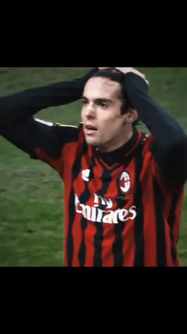 Kaká 💞 #kaka #acmilan #foryou #fyp #football #edit 