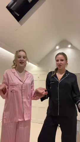 Matchy matchy🩷🖤 #christmas #fypシ #VSpj @Annabelle 😘 