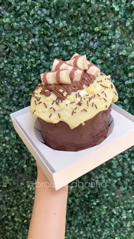 Vem produzir essa encomenda comigo de chocotone recheado de kinder bueno! 😍 #FelizNatal 