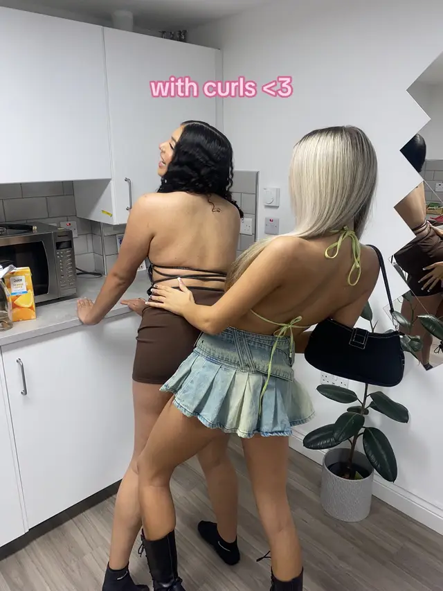 secretly lesbians x #foryou #fyp #bestie #trending 