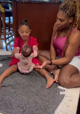 Awwwwwww ♥️♥️♥️ #serenawilliams @serenawilliams #newbornarrival #babies #newborns #baby #celebritybabies #theshaderoom 